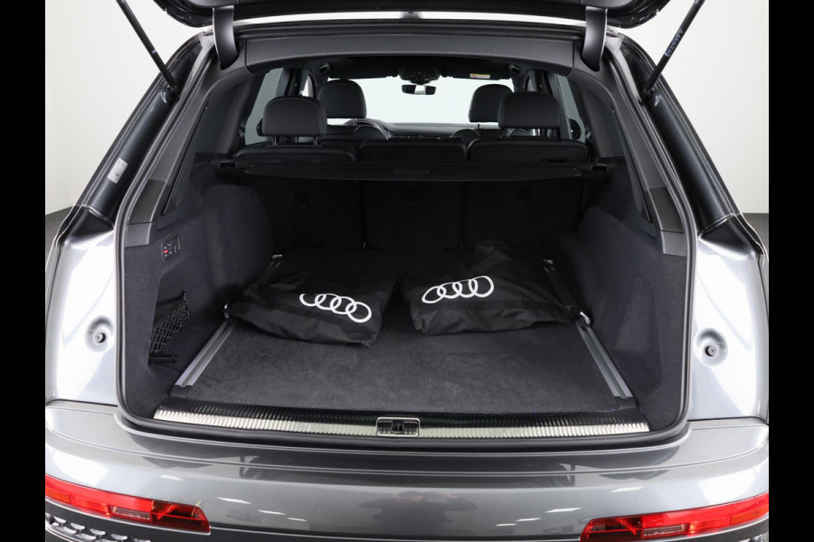 Audi Q7 55 TFSI e quattro Pro Line S 394pk Panoramadak, adaptive cruisecontrol, B&O soundsysteem, optiekpakket zwart Plus, Privacy Glass, Trekhaak
