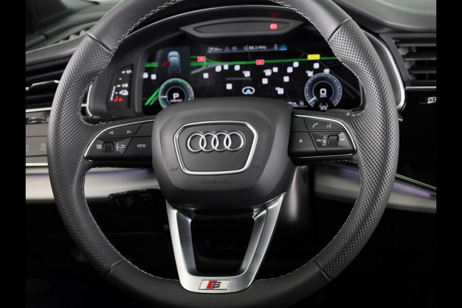 Audi Q7 55 TFSI e quattro Pro Line S 394pk Panoramadak, adaptive cruisecontrol, B&O soundsysteem, optiekpakket zwart Plus, Privacy Glass, Trekhaak