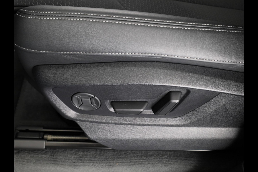 Audi Q7 55 TFSI e quattro Pro Line S 394pk Panoramadak, adaptive cruisecontrol, B&O soundsysteem, optiekpakket zwart Plus, Privacy Glass, Trekhaak