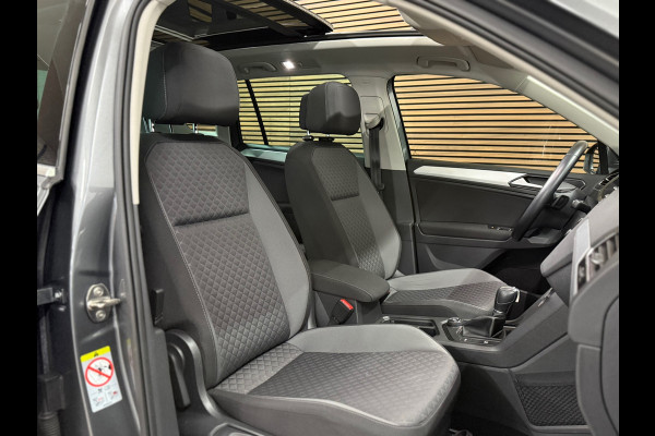 Volkswagen Tiguan 2.0 TSI 4Motion Highline R-Line | Panoramadak | PDC voor + achter | Elekt. Trekhaak