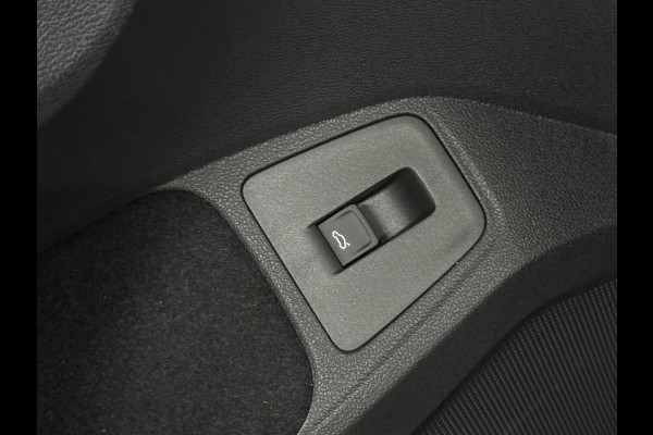 Volkswagen Tiguan 2.0 TSI 4Motion Highline R-Line | Panoramadak | PDC voor + achter | Elekt. Trekhaak