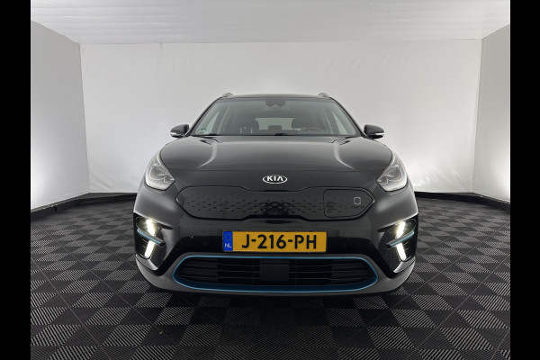 Kia e-Niro ExecutiveLine 64 kWh [ 3-Fase ] {SOH-100%} (INCL.BTW) Aut.*LEATHER | FULL-LED | NAVI-FULLMAP | ADAPTIVE-CRUISE | CAMERA | MEMORY-PACK | LANE-ASSIST | KEYLESS | DIGI-COCKPIT | PRIVACY-GLASS | 17"ALU*