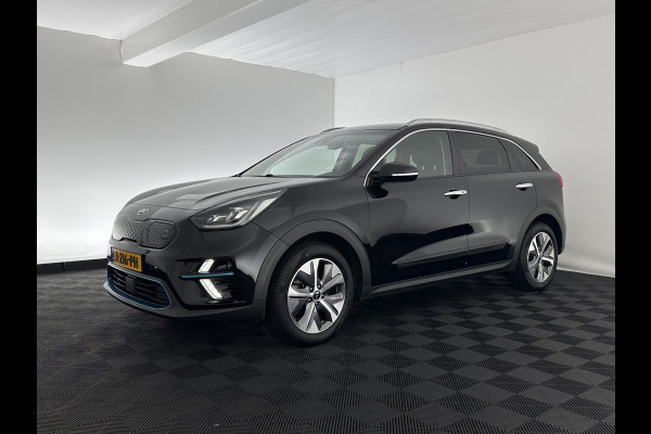 Kia e-Niro ExecutiveLine 64 kWh [ 3-Fase ] {SOH-100%} (INCL.BTW) Aut.*LEATHER | FULL-LED | NAVI-FULLMAP | ADAPTIVE-CRUISE | CAMERA | MEMORY-PACK | LANE-ASSIST | KEYLESS | DIGI-COCKPIT | PRIVACY-GLASS | 17"ALU*