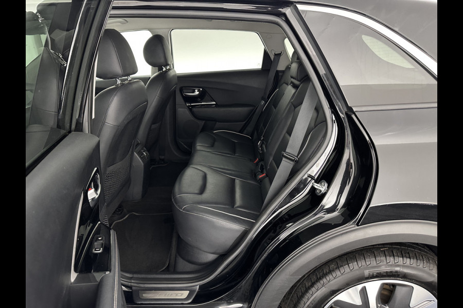 Kia e-Niro ExecutiveLine 64 kWh [ 3-Fase ] {SOH-100%} (INCL.BTW) Aut.*LEATHER | FULL-LED | NAVI-FULLMAP | ADAPTIVE-CRUISE | CAMERA | MEMORY-PACK | LANE-ASSIST | KEYLESS | DIGI-COCKPIT | PRIVACY-GLASS | 17"ALU*