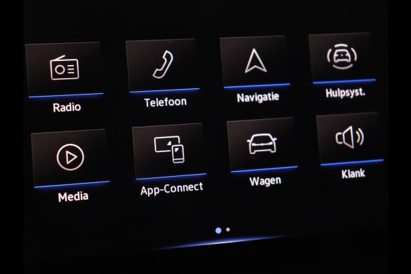 Volkswagen Passat 1.5 TSI Comfort Business | Stoelverwarming | Leder/Alcantara | Trekhaak | Adaptive cruise | Navigatie | Full LED | Parkeerhulp | Climate control | Bluetooth