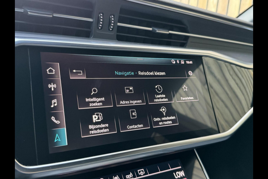 Audi A6 Avant 45 TFSI S edition Automaat | Navigatiesysteem | LED verlichting | Parkeersensoren voor en achter | Cruise & climate contro
