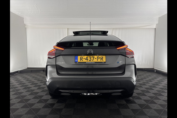 Citroën Ë-C4 Shine Pack Business 50 kWh [ 3-Fase ] {SOH-94%} (INCL-BTW) *PANO | HEAD-UP | LEATHER | FULL-LED | DIGI-COCKPIT | MASSAGE-HEATED-COMFORTSEATS | KEYLESS | DAB+ | NAVI-FULLMAP | ECC | LANE-ASSIST | PDC | CRUISE | 18''ALU*