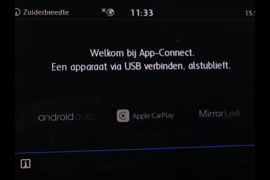 Volkswagen Golf 1.5 TSI R Line | Panoramadak | Trekhaak | Stoelverwarming | Adaptive cruise | Camera | Carplay | Navigatie | Full LED | Navigatie