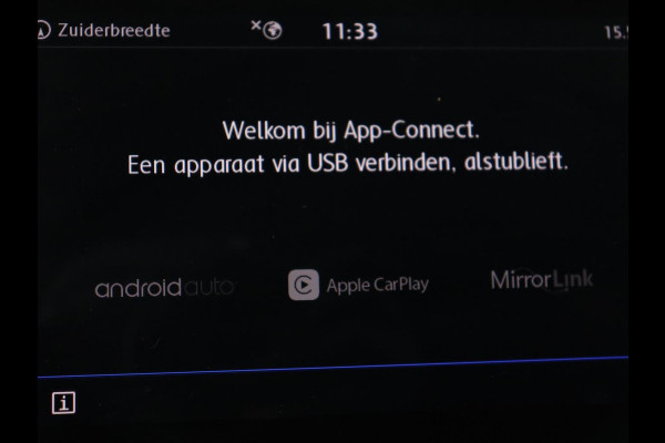 Volkswagen Golf 1.5 TSI R Line | Panoramadak | Trekhaak | Stoelverwarming | Adaptive cruise | Camera | Carplay | Navigatie | Full LED | Navigatie