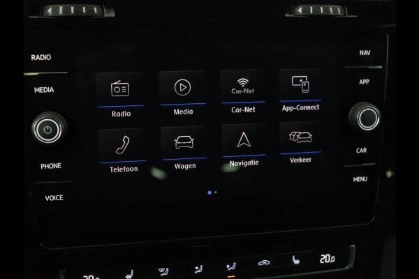 Volkswagen Golf 1.5 TSI R Line | Panoramadak | Trekhaak | Stoelverwarming | Adaptive cruise | Camera | Carplay | Navigatie | Full LED | Navigatie