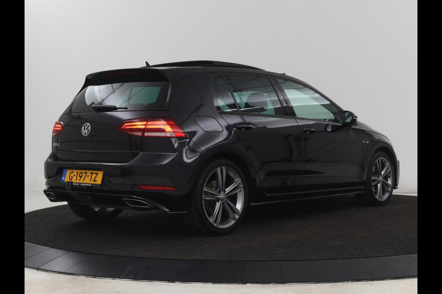 Volkswagen Golf 1.5 TSI R Line | Panoramadak | Trekhaak | Stoelverwarming | Adaptive cruise | Camera | Carplay | Navigatie | Full LED | Navigatie