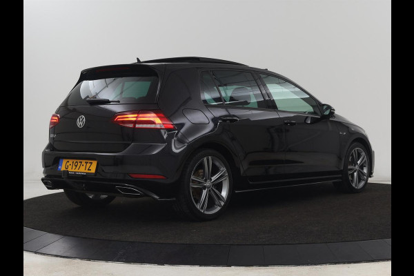 Volkswagen Golf 1.5 TSI R Line | Panoramadak | Trekhaak | Stoelverwarming | Adaptive cruise | Camera | Carplay | Navigatie | Full LED | Navigatie