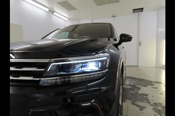 Volkswagen Tiguan Allspace 1.5 TSI Highline R Line Pano.dak Stoelvrw. Adapt.Cruise Business