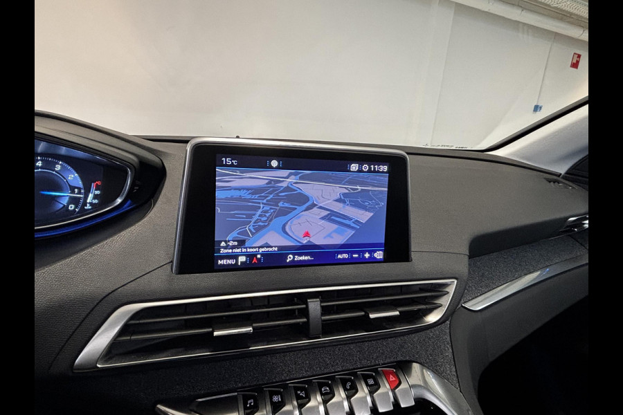 Peugeot 3008 1.2 PureTech Allure Automaat | Afneembare trekhaak | Panoramadak | Navigatie | Achteruitrijcamera | Android auto / Apple carplay