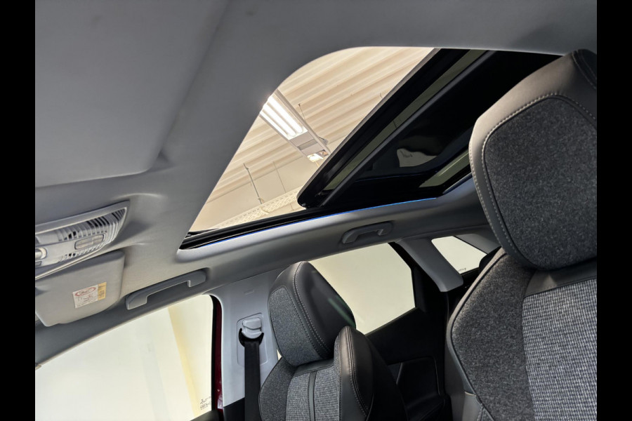 Peugeot 3008 1.2 PureTech Allure Automaat | Afneembare trekhaak | Panoramadak | Navigatie | Achteruitrijcamera | Android auto / Apple carplay