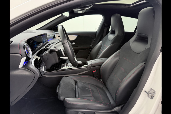 Mercedes-Benz CLA-Klasse Shooting Brake 250 e AMG Line | Pano 360 Camera Sfeer Night