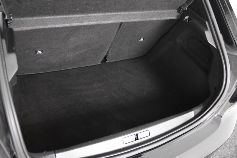 Peugeot 208 1.2 Allure 100 *1ste Eigenaar*Leer*Navigatie*Camera*