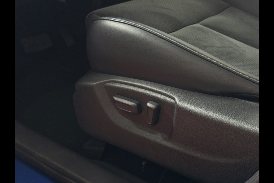 Mitsubishi Eclipse Cross 2.4 PHEV AWD EXECUTIVE ALLSEASON BAND. STOEL/STUUR/ACHTERBANK.VERW 360CAM ADAP.CRUISE AWD 4X4 Plug in Hybrid PHEV  .