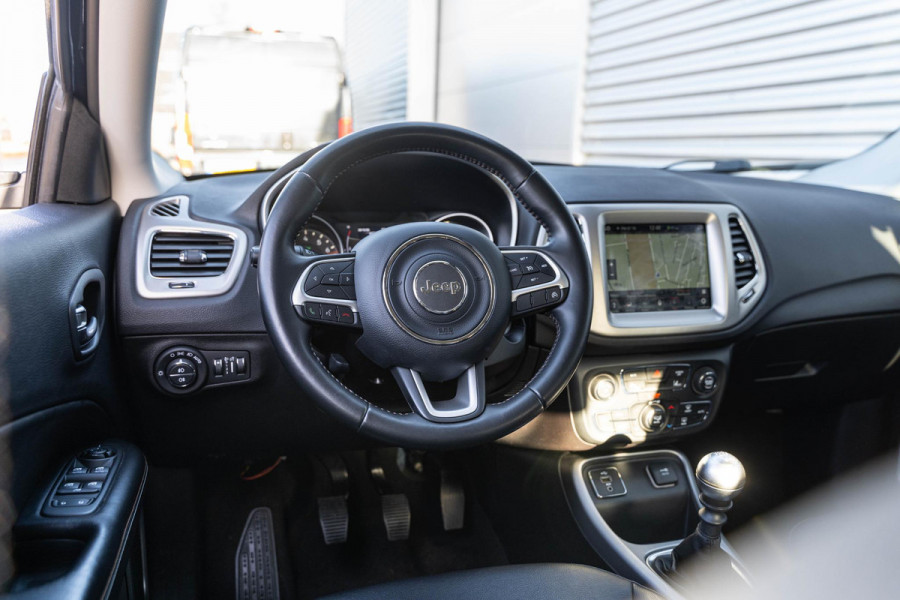 Jeep Compass 1.4 MultiAir Longitude Navi trekhaak NL auto