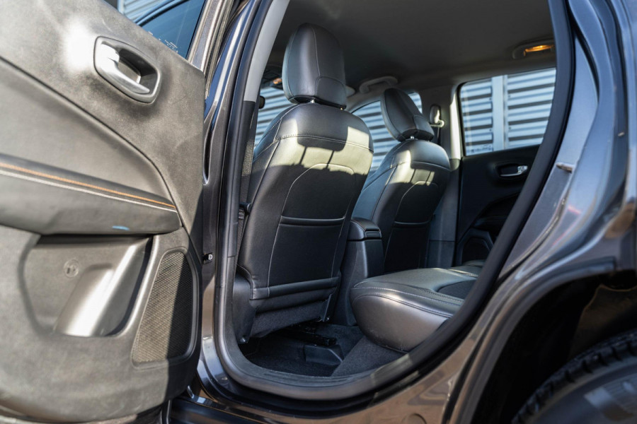 Jeep Compass 1.4 MultiAir Longitude Navi trekhaak NL auto