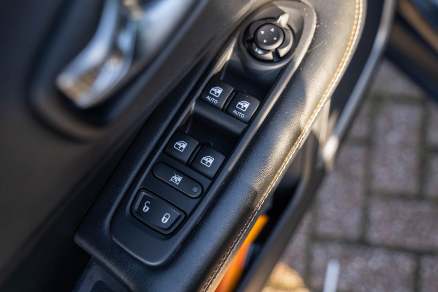 Jeep Compass 1.4 MultiAir Longitude Navi trekhaak NL auto