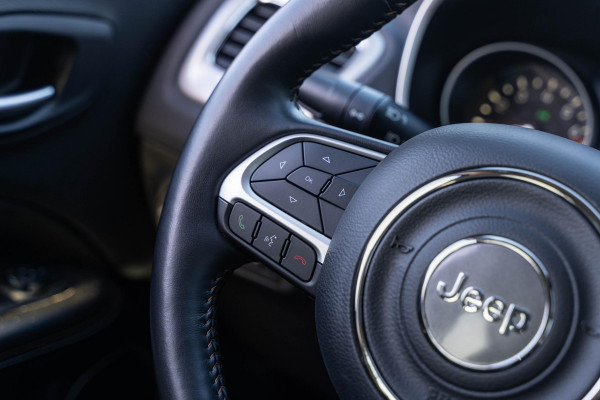 Jeep Compass 1.4 MultiAir Longitude Navi trekhaak NL auto