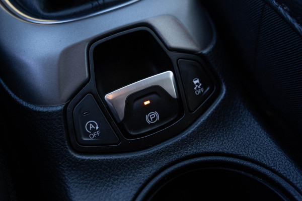 Jeep Compass 1.4 MultiAir Longitude Navi trekhaak NL auto