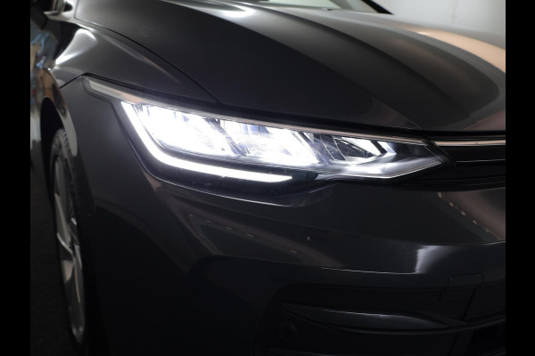 Volkswagen Golf 1.5 eHybrid Life Edition 204 pk Automaat (DSG) | Verlengde garantie | Navigatie via App | Parkeersensoren (Park assist) | Achteruitrijcamera | Stoelverwarming |