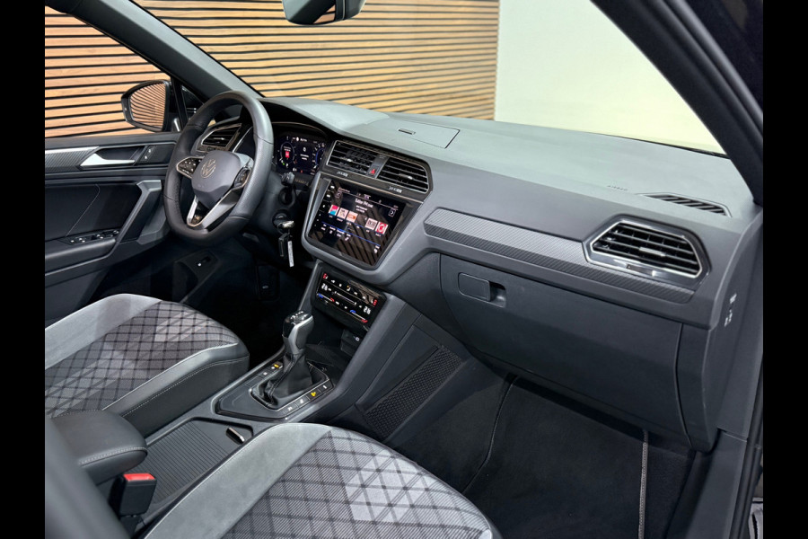 Volkswagen Tiguan 1.4 TSI eHybrid R-Line Business+ | Pano | 360° Camera | Adaptive Cruise Control | Black Style | Stuurverwarming