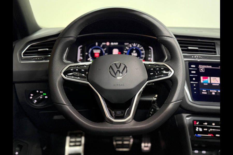 Volkswagen Tiguan 1.4 TSI eHybrid R-Line Business+ | Pano | 360° Camera | Adaptive Cruise Control | Black Style | Stuurverwarming