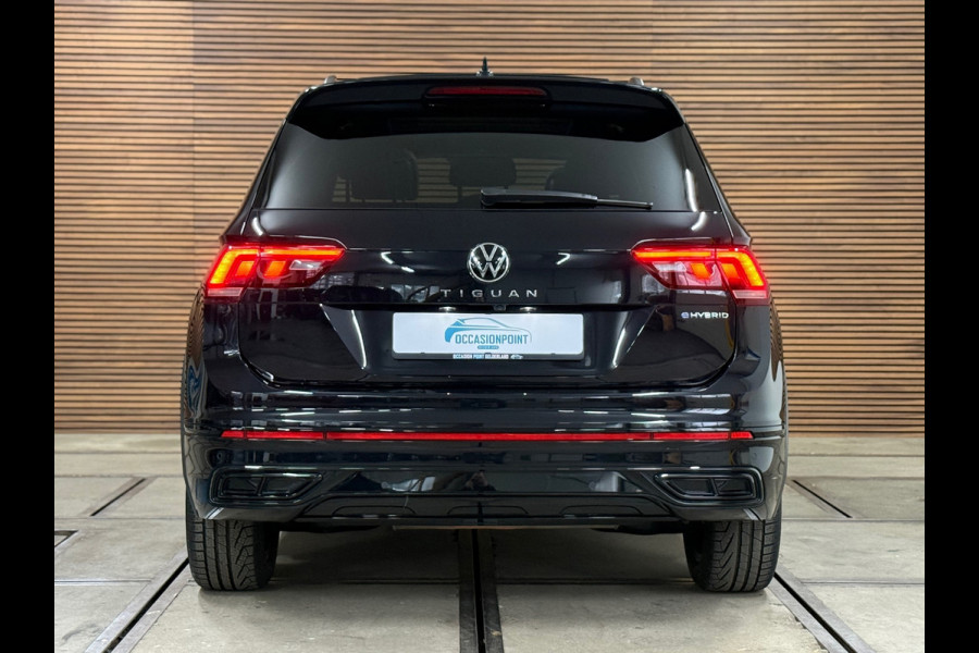 Volkswagen Tiguan 1.4 TSI eHybrid R-Line Business+ | Pano | 360° Camera | Adaptive Cruise Control | Black Style | Stuurverwarming