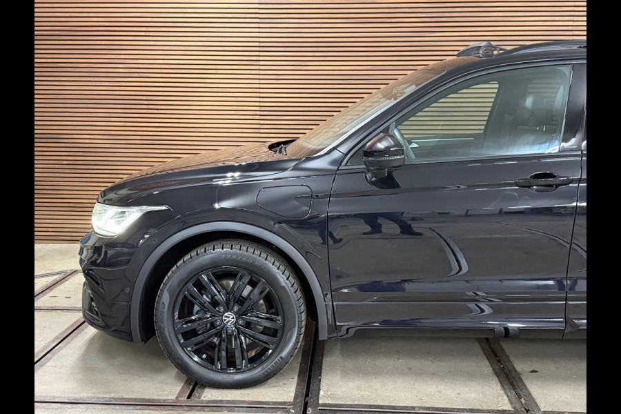 Volkswagen Tiguan 1.4 TSI eHybrid R-Line Business+ | Pano | 360° Camera | Adaptive Cruise Control | Black Style | Stuurverwarming