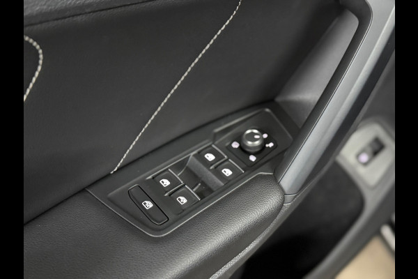 Volkswagen Tiguan 1.4 TSI eHybrid R-Line Business+ | Pano | 360° Camera | Adaptive Cruise Control | Black Style | Stuurverwarming