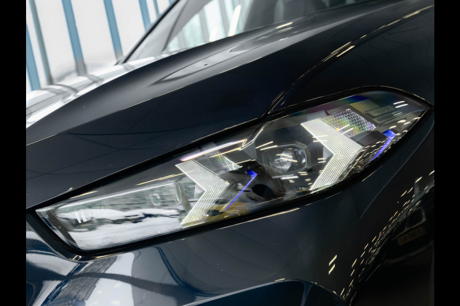 BMW X5 xDrive50e M-Sport Pro - Comfortzetels - Trekhaak - Driving + Parking Ass Prof