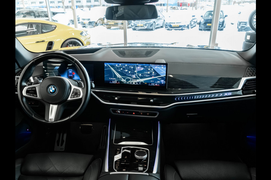 BMW X5 xDrive50e M-Sport Pro - Comfortzetels - Trekhaak - Driving + Parking Ass Prof