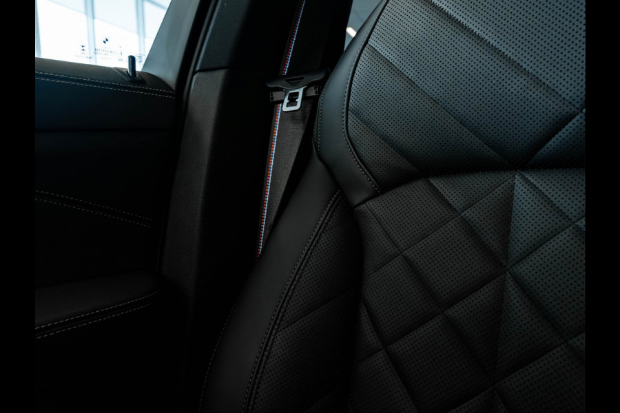 BMW X5 xDrive50e M-Sport Pro - Comfortzetels - Trekhaak - Driving + Parking Ass Prof