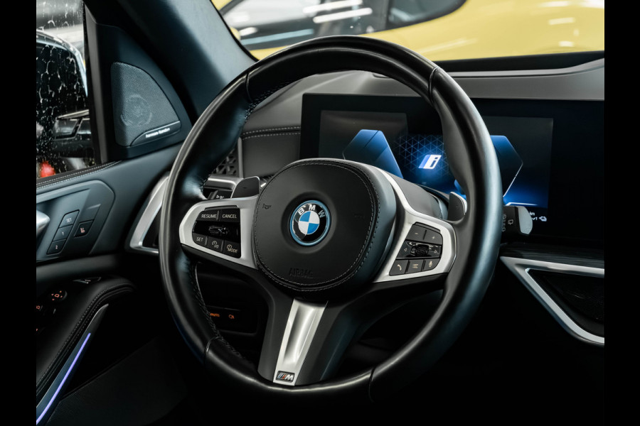 BMW X5 xDrive50e M-Sport Pro - Comfortzetels - Trekhaak - Driving + Parking Ass Prof