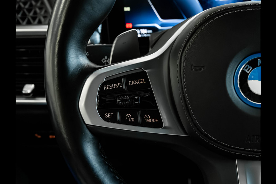 BMW X5 xDrive50e M-Sport Pro - Comfortzetels - Trekhaak - Driving + Parking Ass Prof