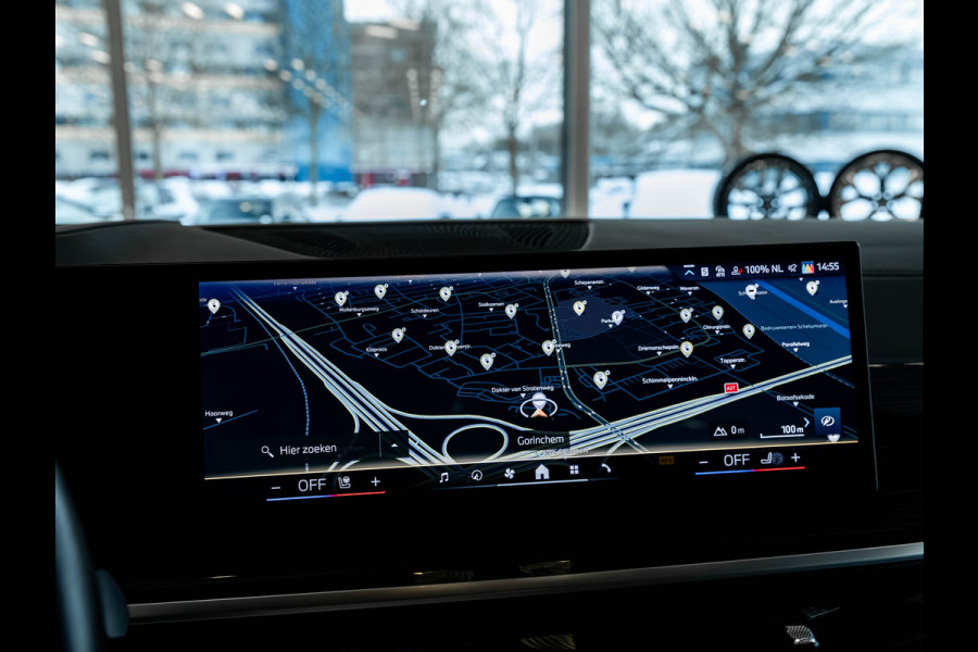 BMW X5 xDrive50e M-Sport Pro - Comfortzetels - Trekhaak - Driving + Parking Ass Prof