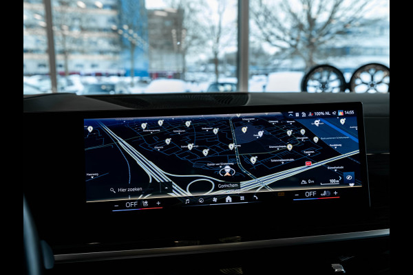 BMW X5 xDrive50e M-Sport Pro - Comfortzetels - Trekhaak - Driving + Parking Ass Prof