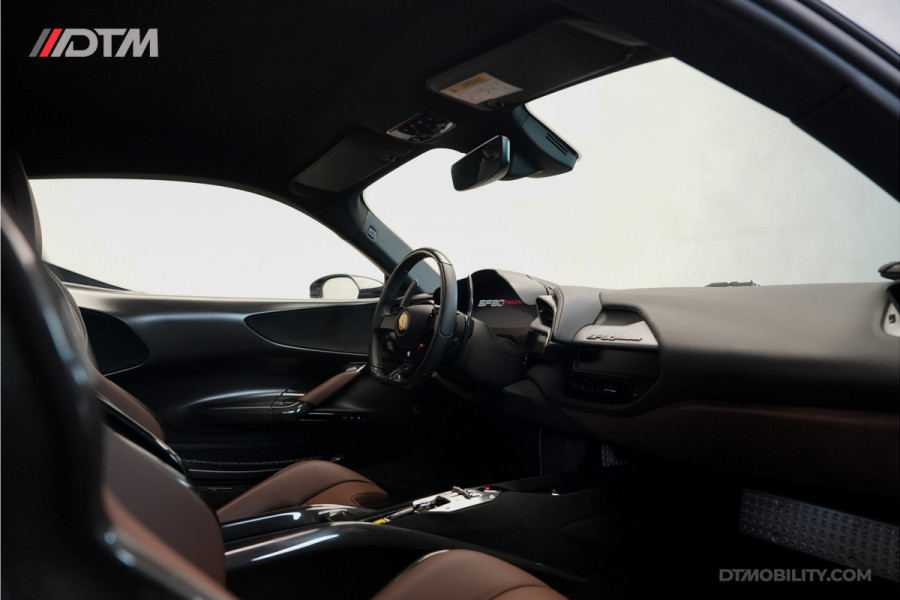 Ferrari SF90 Stradale 4.0 V8 | Assetto Fiorano | Daytona Racing seats |