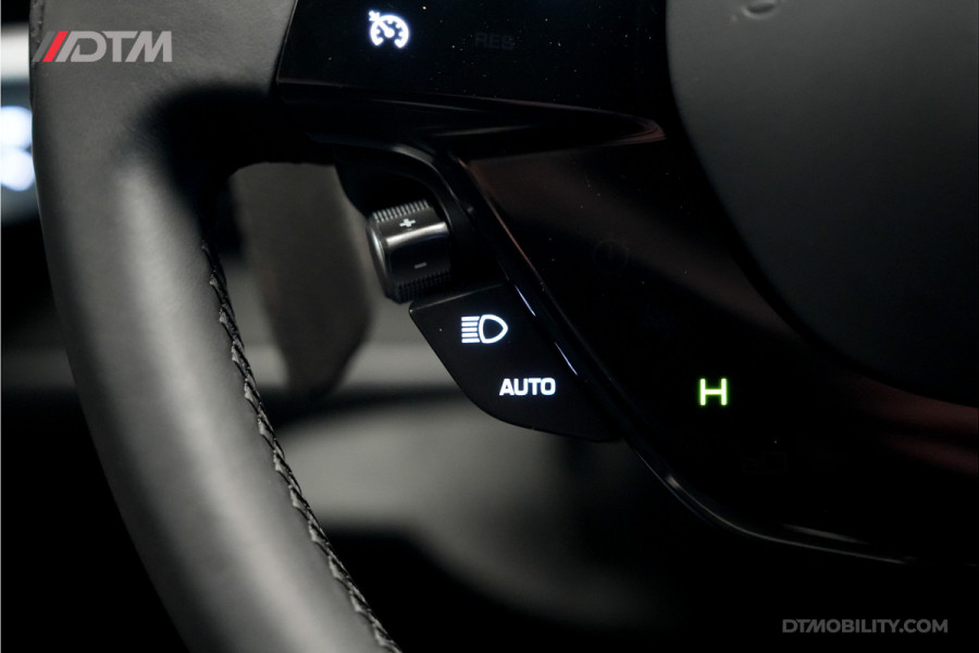 Ferrari SF90 Stradale 4.0 V8 | Assetto Fiorano | Daytona Racing seats |