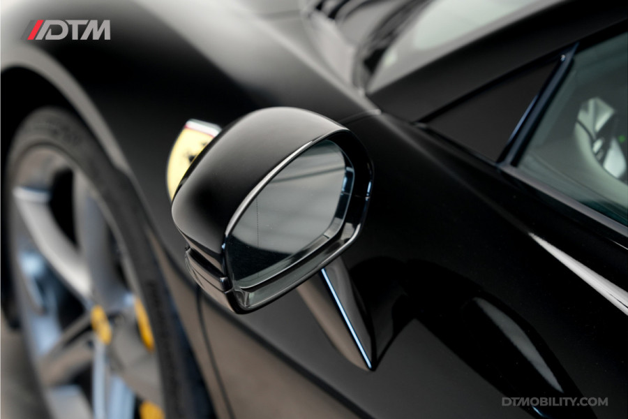 Ferrari SF90 Stradale 4.0 V8 | Assetto Fiorano | Daytona Racing seats |