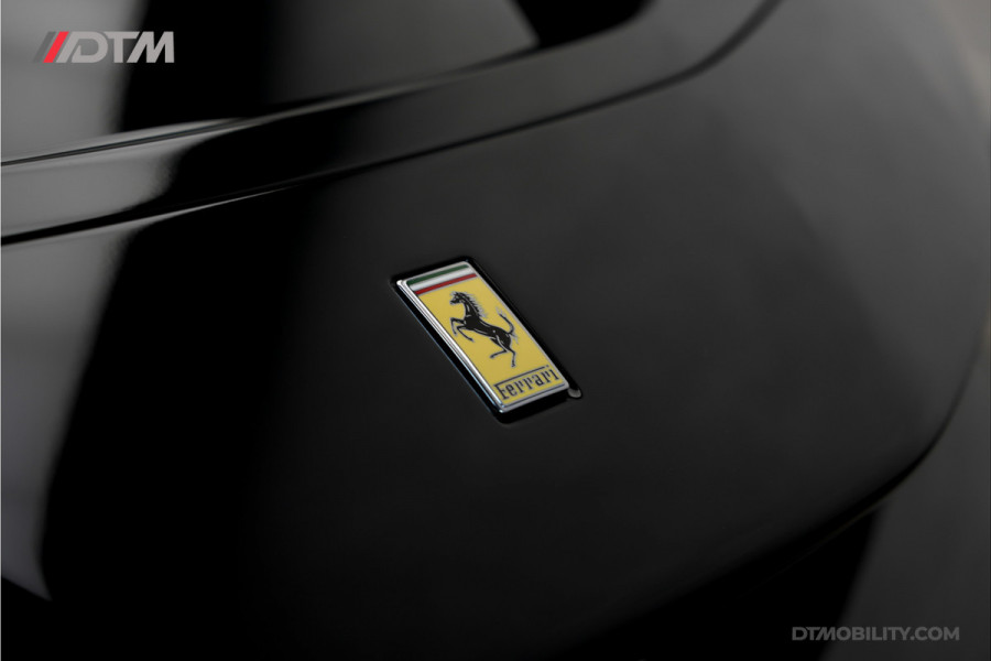 Ferrari SF90 Stradale 4.0 V8 | Assetto Fiorano | Daytona Racing seats |