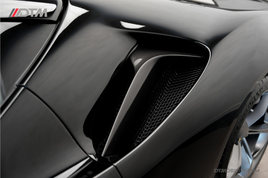 Ferrari SF90 Stradale 4.0 V8 | Assetto Fiorano | Daytona Racing seats |