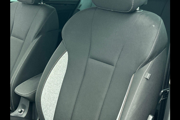 Škoda Kamiq 1.0 TSI Business Edition DSG | Navigatie | Climate control | Cruise control | LED | Keyless | Achteruitrijcamera | Parkeersensoren | Apple Carplay/ Android Auto | Radio