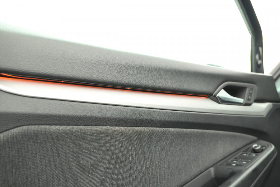 Volkswagen GOLF Variant 2.0 TDI Life Business Automaat, Navigatie, Digital dash