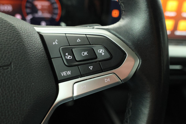Volkswagen GOLF Variant 2.0 TDI Life Business Automaat, Navigatie, Digital dash