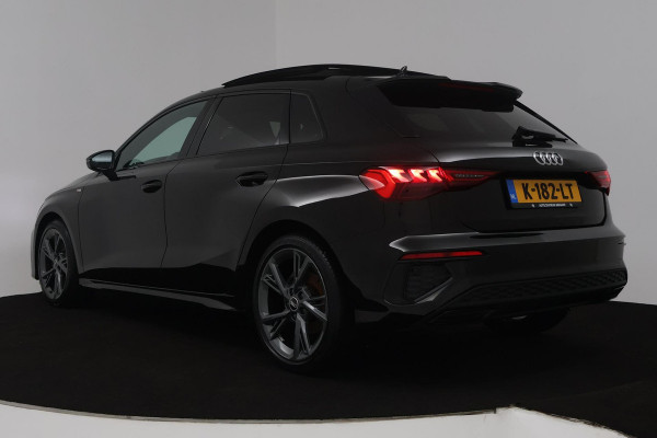 Audi A3 Sportback 30 TFSI S edition (PANORAMADAK, LANE-ASSIST, CRUISE CONTROL, PARKEERSENSOREN, NAVIGATIE)