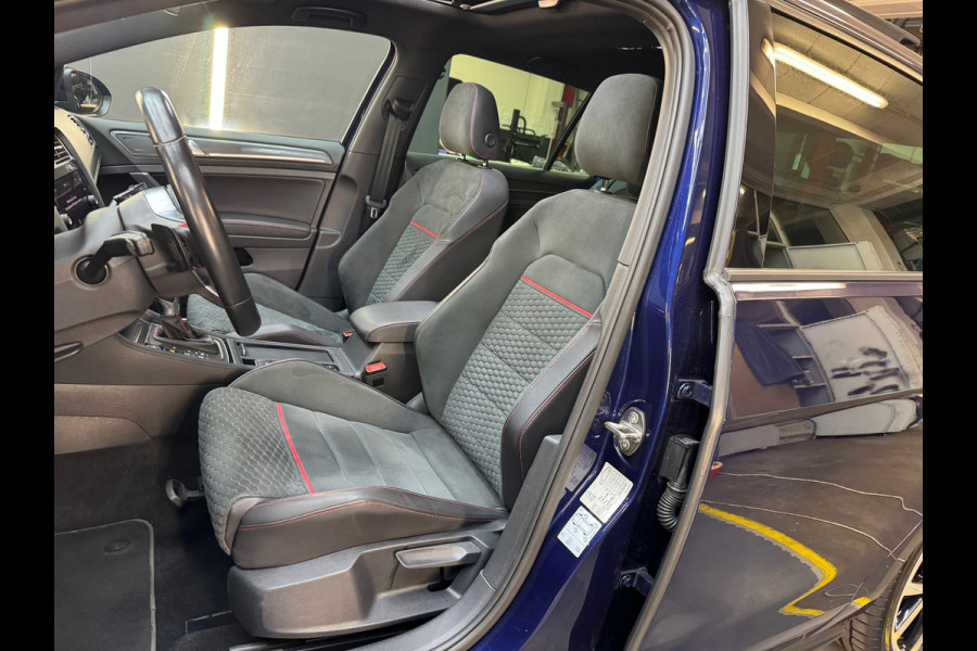 Volkswagen Golf 2.0 TSI GTI Performance Pano|Keyles|DCC|Camera